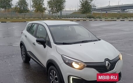 Renault Kaptur I рестайлинг, 2018 год, 1 085 500 рублей, 3 фотография