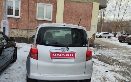 Toyota Ractis I, 2005 год, 665 000 рублей, 4 фотография