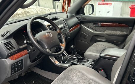 Toyota Land Cruiser Prado 120 рестайлинг, 2006 год, 2 750 000 рублей, 6 фотография