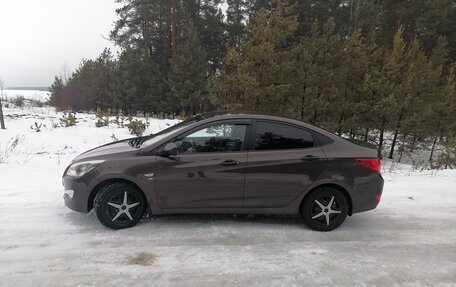 Hyundai Solaris II рестайлинг, 2014 год, 980 000 рублей, 4 фотография