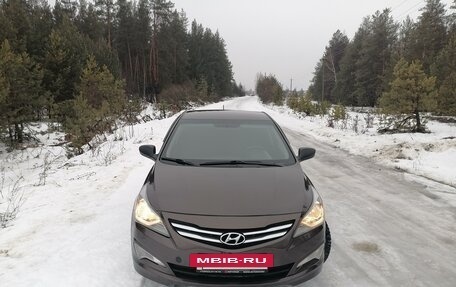 Hyundai Solaris II рестайлинг, 2014 год, 980 000 рублей, 3 фотография