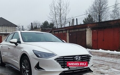 Hyundai Sonata VIII, 2021 год, 2 650 000 рублей, 2 фотография