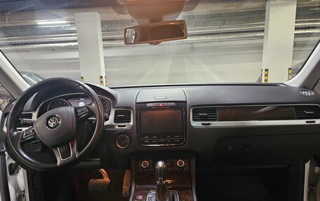 Volkswagen Touareg III, 2014 год, 2 100 000 рублей, 12 фотография