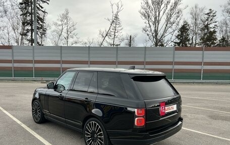 Land Rover Range Rover IV рестайлинг, 2018 год, 6 950 000 рублей, 4 фотография