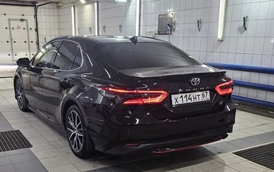 Toyota Camry, 2021 год, 3 300 000 рублей, 1 фотография