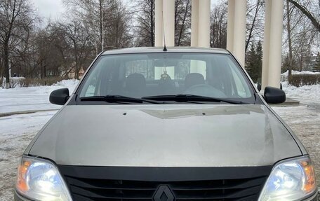 Renault Logan I, 2010 год, 700 000 рублей, 2 фотография