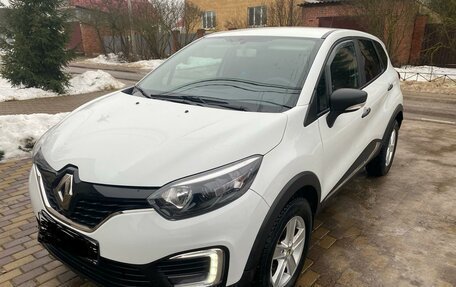 Renault Kaptur I рестайлинг, 2018 год, 1 345 000 рублей, 9 фотография