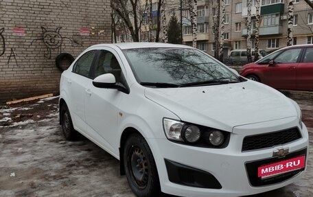 Chevrolet Aveo III, 2015 год, 860 000 рублей, 3 фотография