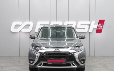 Mitsubishi Outlander III рестайлинг 3, 2019 год, 2 859 000 рублей, 3 фотография