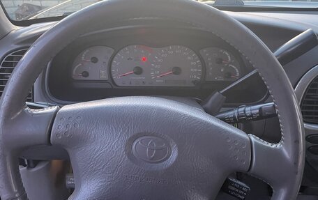 Toyota Sequoia II рестайлинг, 2001 год, 3 300 000 рублей, 17 фотография