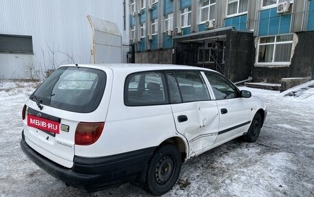 Toyota Caldina, 2001 год, 330 000 рублей, 6 фотография