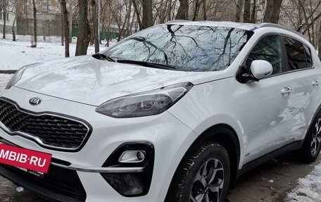 KIA Sportage IV рестайлинг, 2019 год, 2 590 000 рублей, 5 фотография