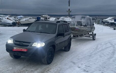 Chevrolet Niva I рестайлинг, 2017 год, 999 999 рублей, 10 фотография