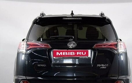 Toyota RAV4, 2016 год, 2 380 000 рублей, 5 фотография