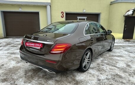 Mercedes-Benz E-Класс, 2016 год, 3 050 000 рублей, 5 фотография