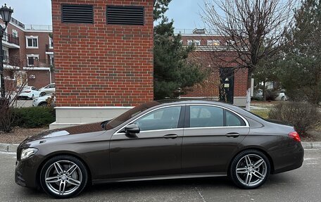 Mercedes-Benz E-Класс, 2016 год, 3 050 000 рублей, 8 фотография