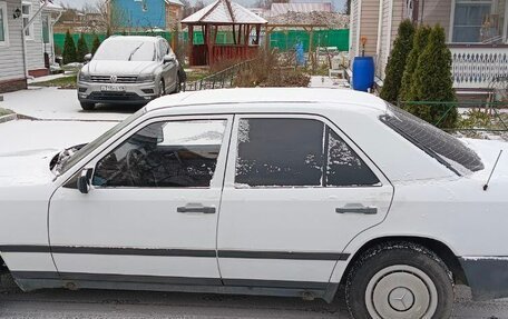 Mercedes-Benz W124, 1988 год, 350 000 рублей, 7 фотография