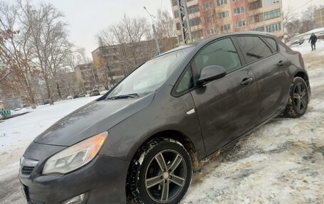 Opel Astra J, 2010 год, 520 000 рублей, 1 фотография