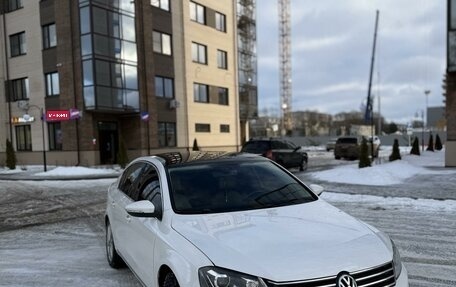 Volkswagen Passat B7, 2011 год, 890 000 рублей, 1 фотография