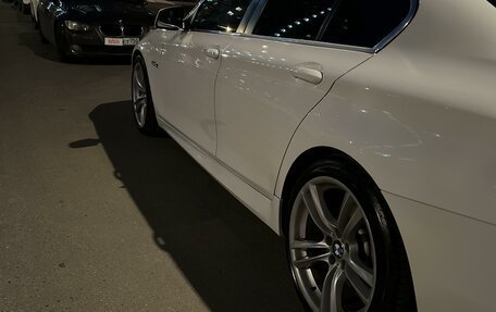 BMW 5 серия, 2012 год, 2 000 000 рублей, 30 фотография