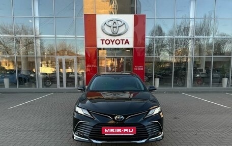 Toyota Camry, 2023 год, 3 990 000 рублей, 3 фотография