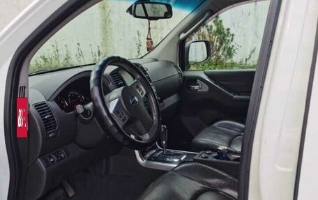 Nissan Pathfinder, 2010 год, 800 000 рублей, 4 фотография