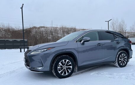 Lexus RX IV рестайлинг, 2021 год, 6 250 000 рублей, 5 фотография