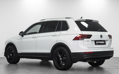 Volkswagen Tiguan II, 2018 год, 2 599 000 рублей, 2 фотография