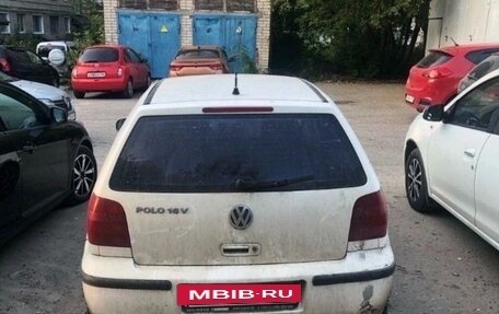 Volkswagen Polo III рестайлинг, 2001 год, 200 000 рублей, 3 фотография