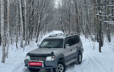 Toyota Land Cruiser Prado 90 рестайлинг, 1997 год, 2 070 000 рублей, 2 фотография