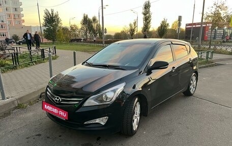 Hyundai Solaris II рестайлинг, 2015 год, 1 300 000 рублей, 4 фотография