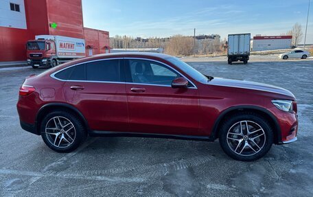 Mercedes-Benz GLC Coupe, 2017 год, 4 500 000 рублей, 3 фотография