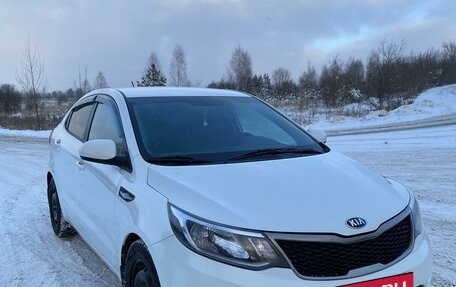 KIA Rio III рестайлинг, 2015 год, 870 000 рублей, 3 фотография