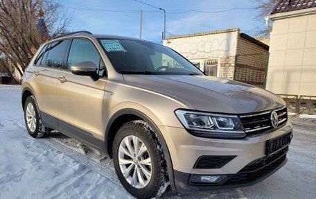 Volkswagen Tiguan II, 2020 год, 2 500 000 рублей, 2 фотография