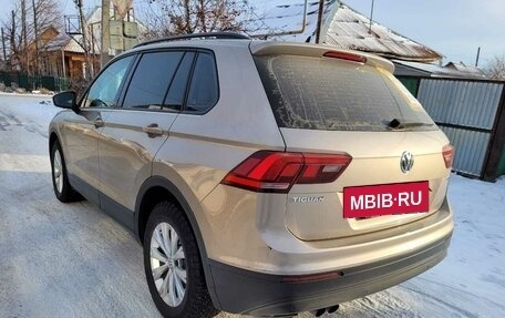 Volkswagen Tiguan II, 2020 год, 2 500 000 рублей, 3 фотография