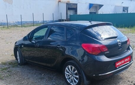 Opel Astra J, 2013 год, 580 000 рублей, 4 фотография