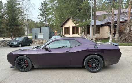 Dodge Challenger III рестайлинг 2, 2020 год, 7 000 000 рублей, 18 фотография