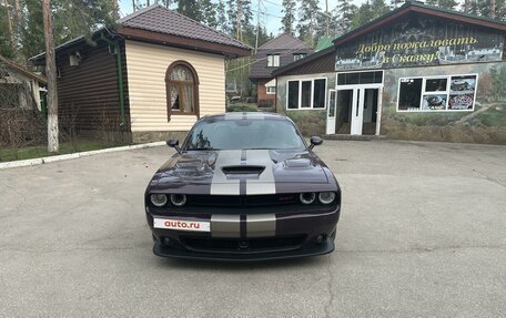 Dodge Challenger III рестайлинг 2, 2020 год, 7 000 000 рублей, 16 фотография