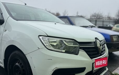 Renault Logan II, 2018 год, 535 000 рублей, 1 фотография