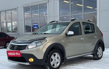 Renault Sandero I, 2013 год, 999 000 рублей, 2 фотография