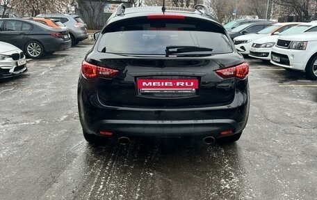 Infiniti FX II, 2013 год, 2 999 999 рублей, 3 фотография