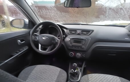 KIA Rio III рестайлинг, 2013 год, 700 000 рублей, 6 фотография