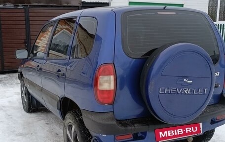 Chevrolet Niva I рестайлинг, 2005 год, 385 000 рублей, 3 фотография