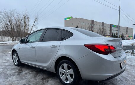 Opel Astra J, 2012 год, 820 000 рублей, 3 фотография