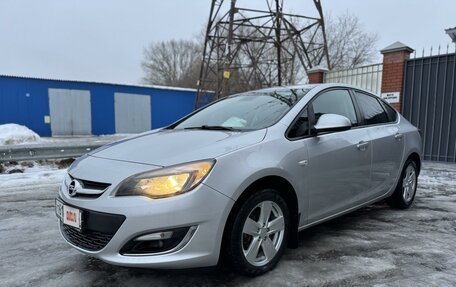 Opel Astra J, 2012 год, 820 000 рублей, 4 фотография