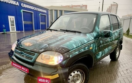 Chevrolet Niva I рестайлинг, 2003 год, 275 000 рублей, 2 фотография