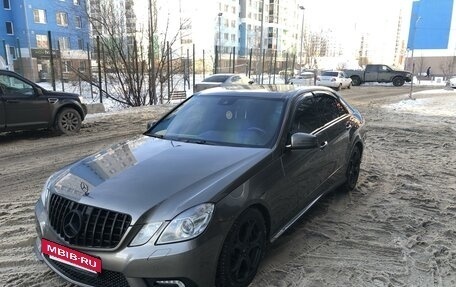 Mercedes-Benz E-Класс, 2010 год, 2 300 000 рублей, 5 фотография