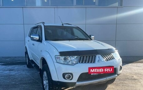 Mitsubishi Pajero Sport II рестайлинг, 2012 год, 1 600 000 рублей, 3 фотография