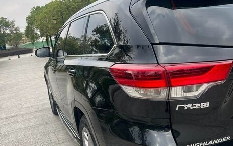 Toyota Highlander III, 2021 год, 3 680 000 рублей, 11 фотография