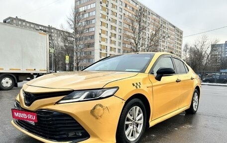 Toyota Camry, 2020 год, 1 500 000 рублей, 3 фотография